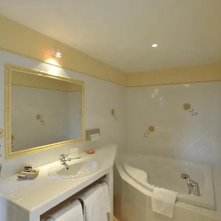 호텔 르 마리우스 레리시